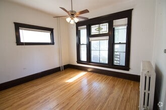 Building Photo - 2115 3rd Ave