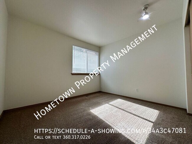 Building Photo - 6763 Steamer Dr SE