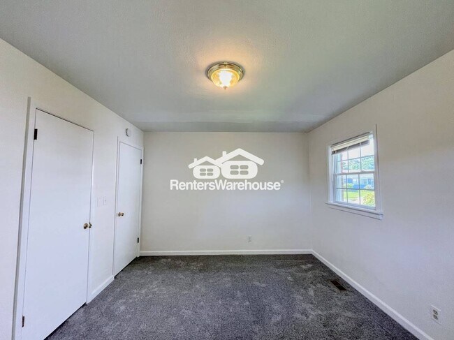 Building Photo - 2444 Tullibee Dr