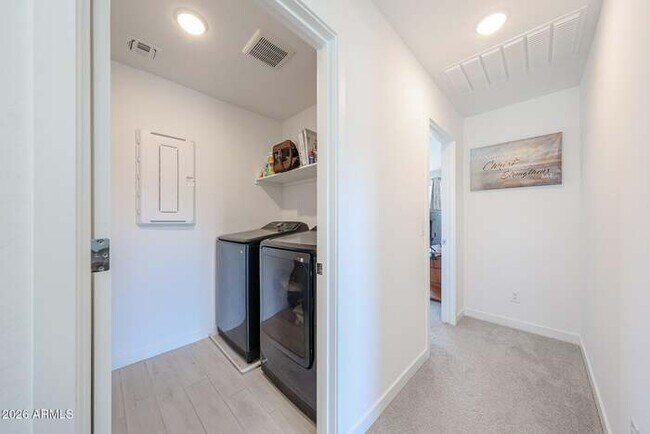 Building Photo - 3361 S 179th Dr