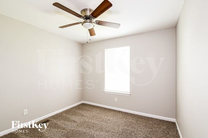 Building Photo - 1006 Trifecta Dr