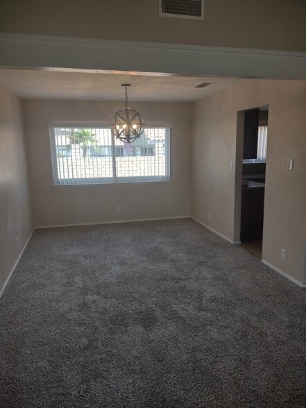 Formal Dining Room - 322 Esquina Dr