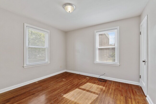 Building Photo - 1355 Ida Ave