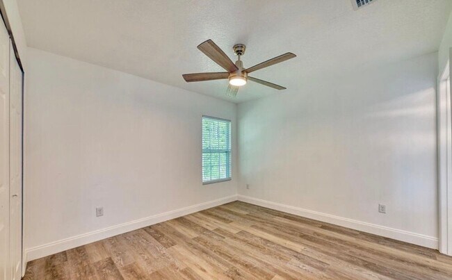 Building Photo - 616 Palmetto Ave