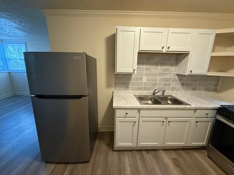 Building Photo - 1 Jefferson Pl