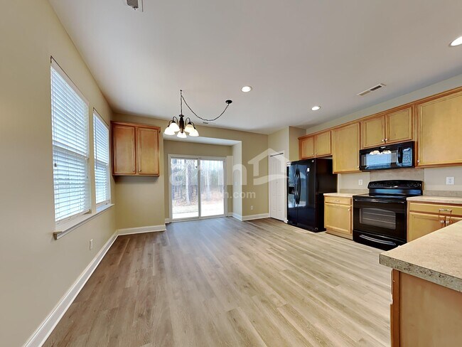 Building Photo - 248 Woodbrook Way