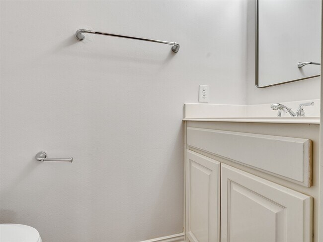 Building Photo - 14518 Logan Falls Ln