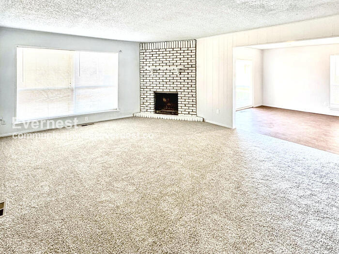 Building Photo - 6502 S 83rd East Ave