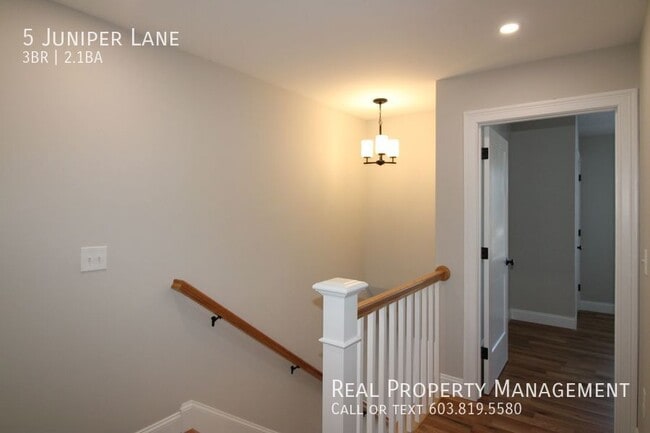 Building Photo - 5 Juniper Ln