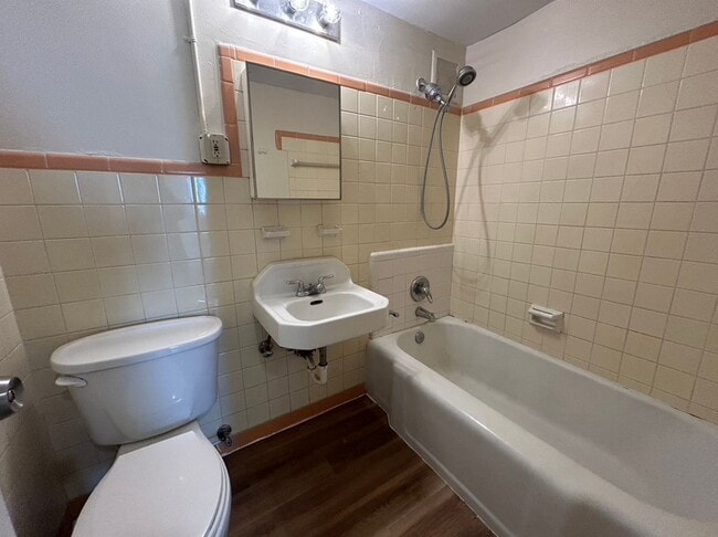 Building Photo - Charming Downtown Studio Apartment for Rent in City Place!