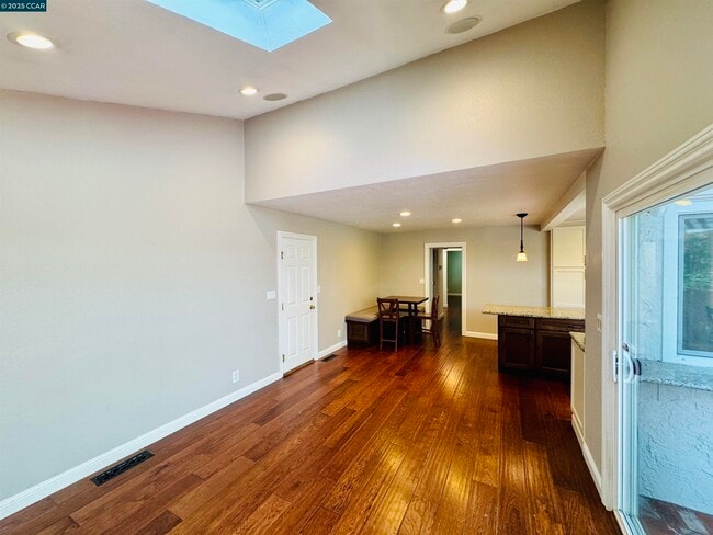 Building Photo - 2315 Dapplegray Ln