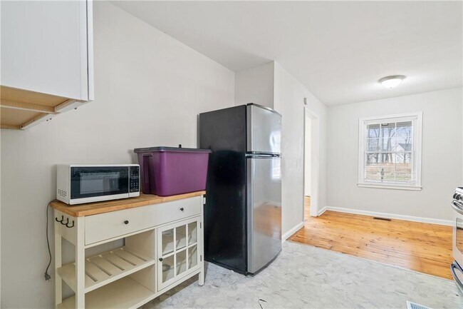 Building Photo - 681 Toliver St NE