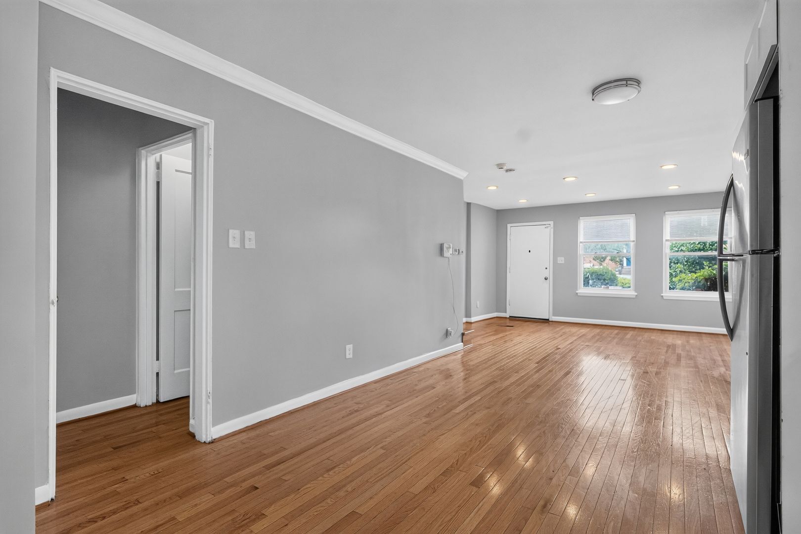 Building Photo - 5551 Chillum Pl NE