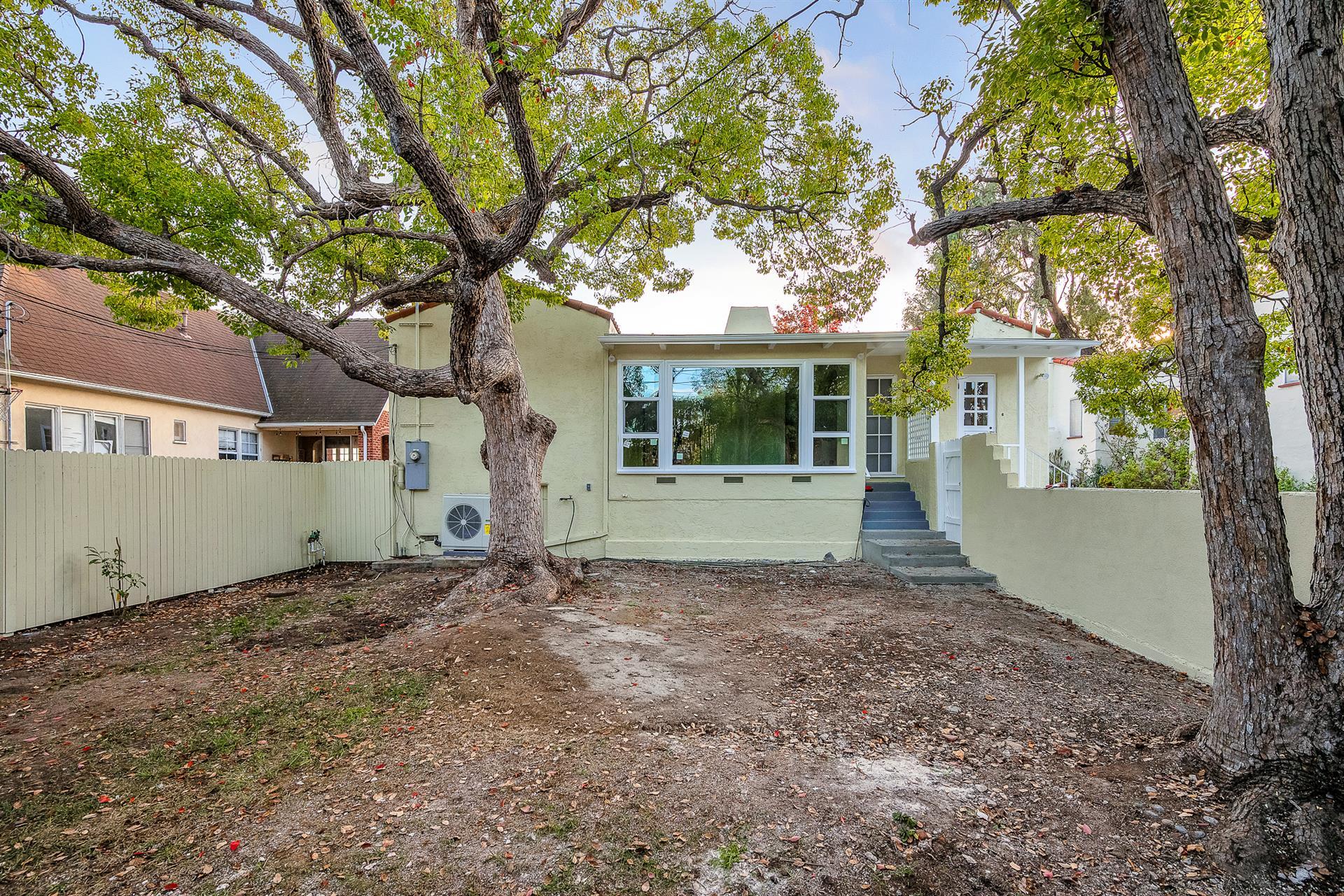 Building Photo - 10281 Dunleer Dr