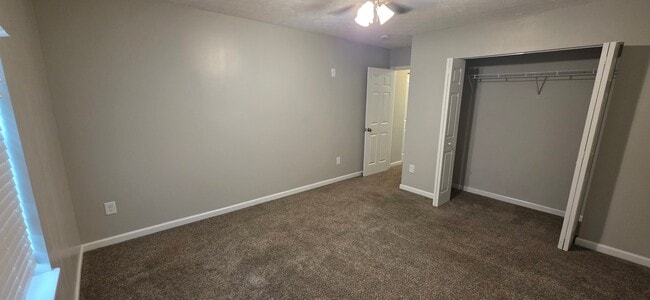 Building Photo - 234 Temple Terrace