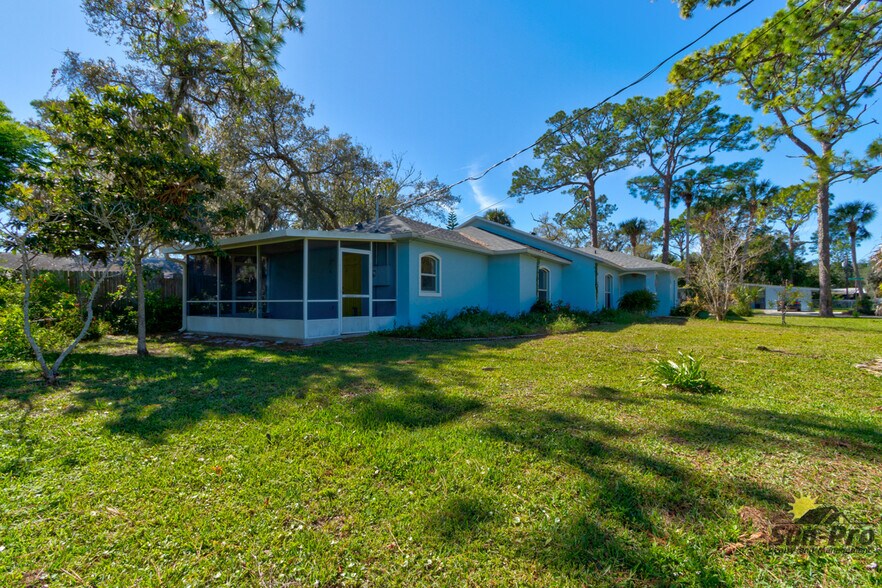 Building Photo - 5505 W Magnolia Ave