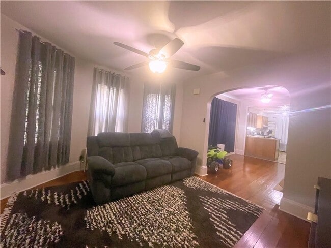 Building Photo - 1005 Narragansett Blvd