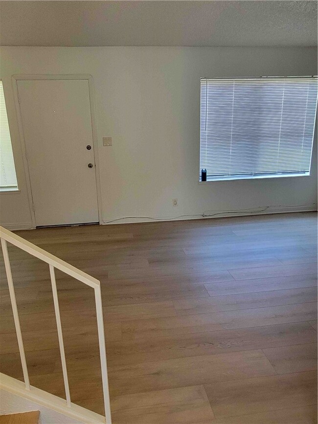 Building Photo - 4761 Guadalajara Way