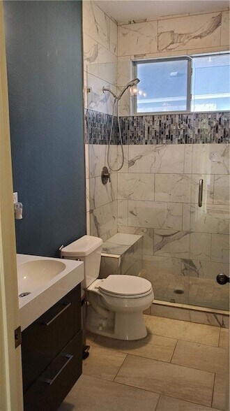 Building Photo - 9421 Lisi Anne Dr