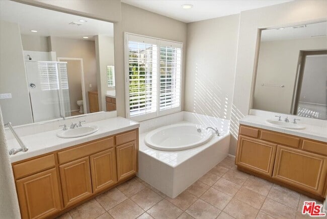 Building Photo - 27866 Alta Vista Ave