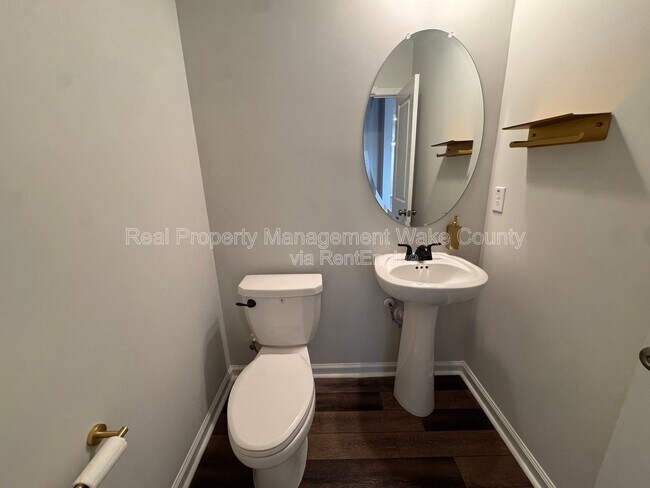 Building Photo - 410 Odham Ln