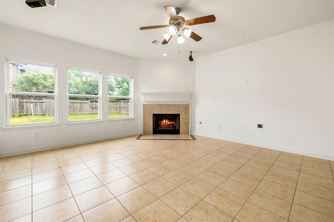 Building Photo - 9415 Herons Grove Ln