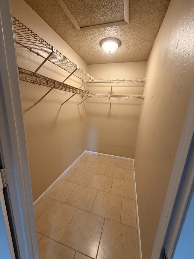 Building Photo - 10489 113th St N