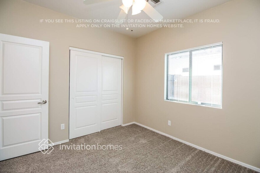 Building Photo - 922 W St Kateri Ave