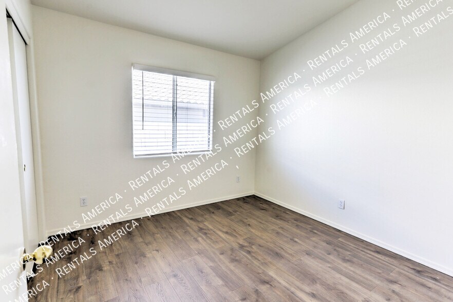 Building Photo - 10984 N Double Eagle Ct