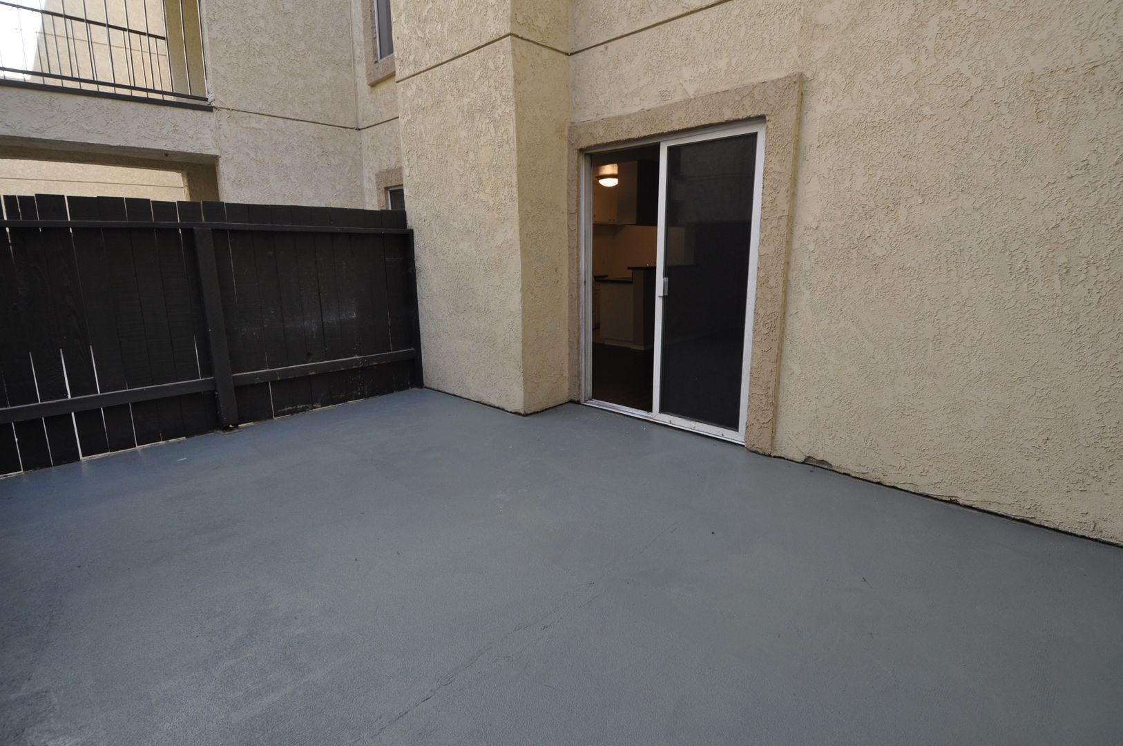 Building Photo - 11505 Riverside Dr