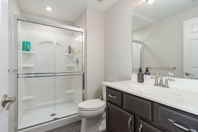 Building Photo - 1890 Williams Rd