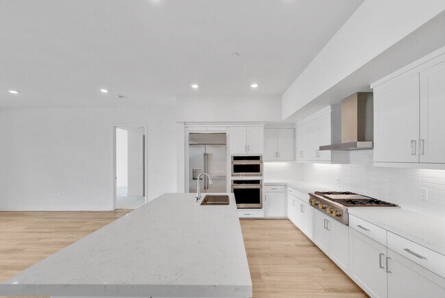 Building Photo - 4507 Rivington