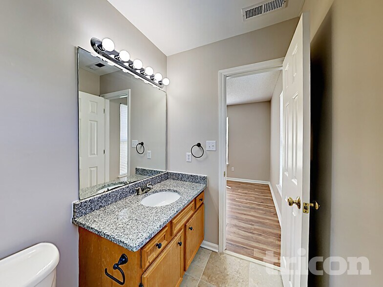 Building Photo - 4626 Falcon Chase Dr SW