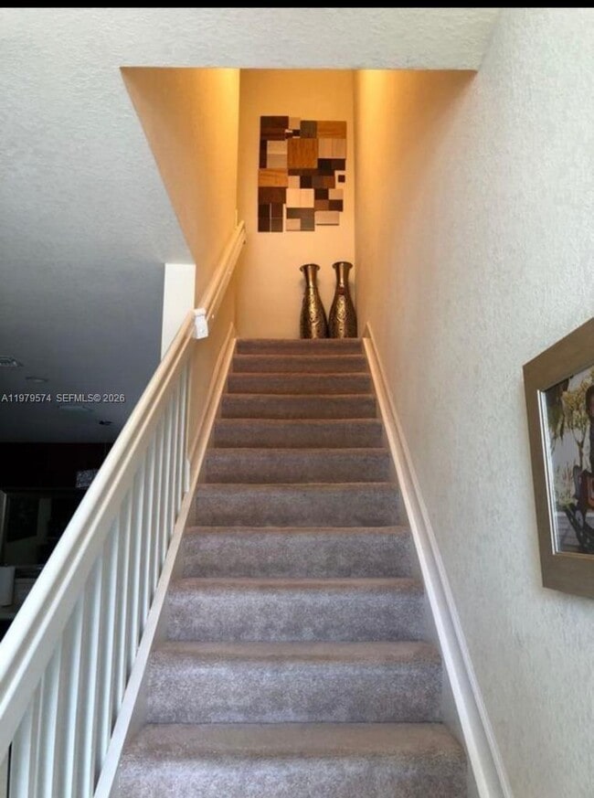 Building Photo - 3203 SE 6th St