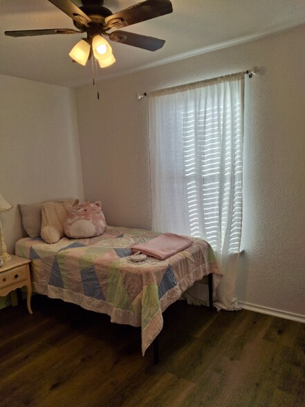 Building Photo - 2014 Mission Eagle