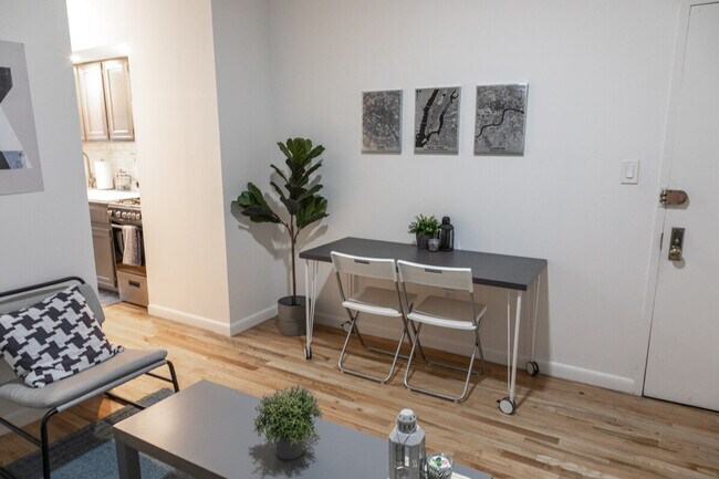 Building Photo - 343 E 118th St