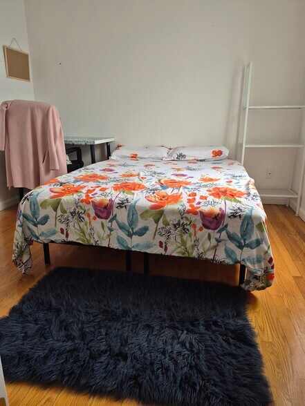 Building Photo - 49 Nelson Ave