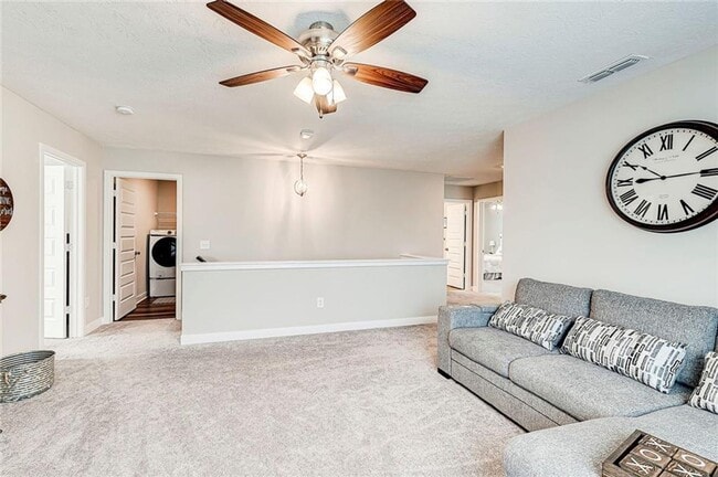 Building Photo - Beautiful 5 BR Home in Brownsburg!