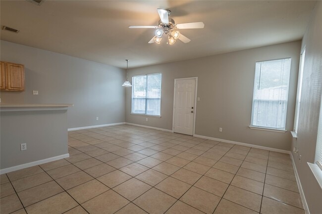 Building Photo - 11906 Chetman Dr
