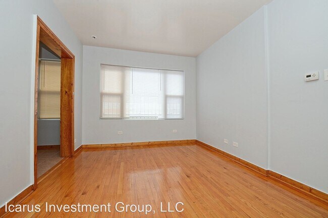 Building Photo - 3014 W 63rd St