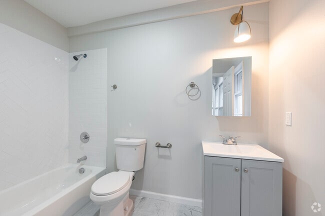 27-39 Main St - Unit 9 - Studio - Bathroom - 23-39 Main St