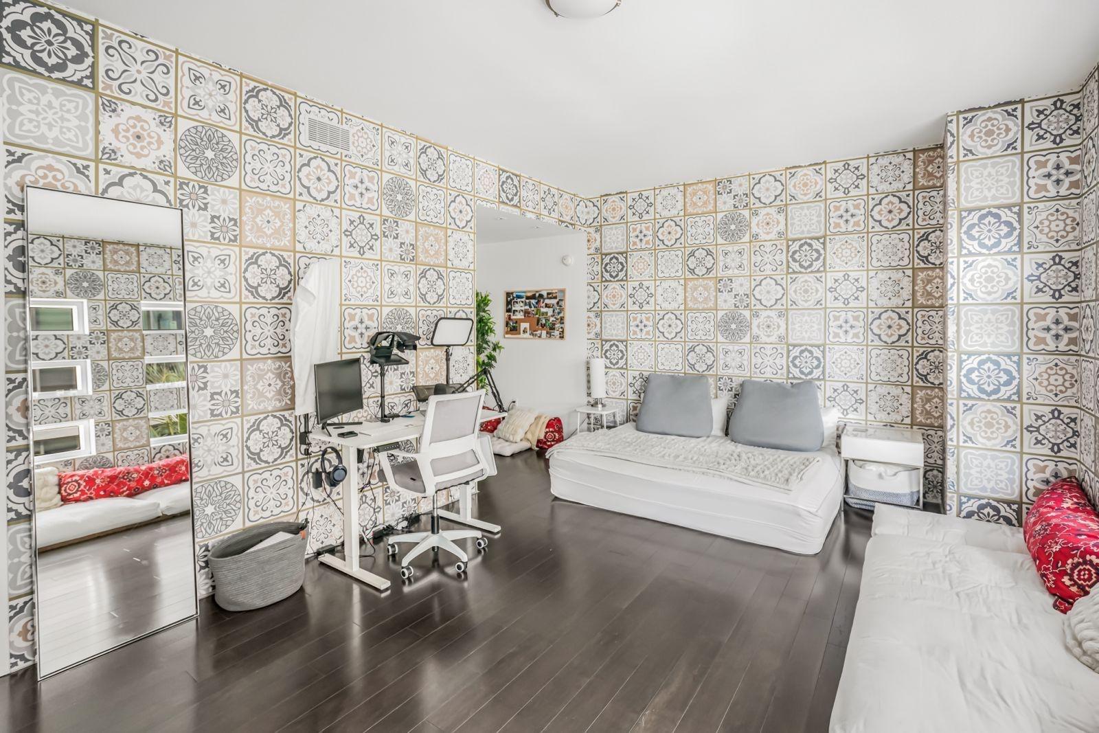 Building Photo - 1040 Biscayne Blvd