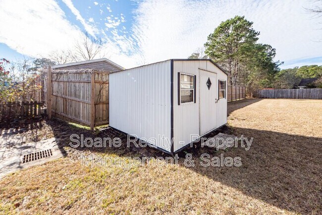Building Photo - 7856 High Maple Cir