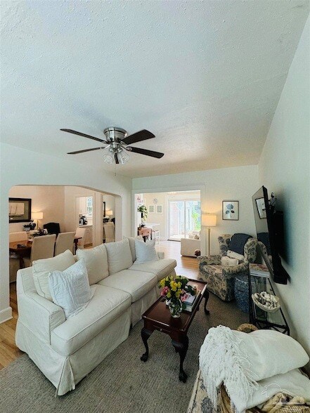 Building Photo - 1716 N 20th Ave