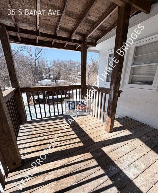 Building Photo - 35 S Barat Ave