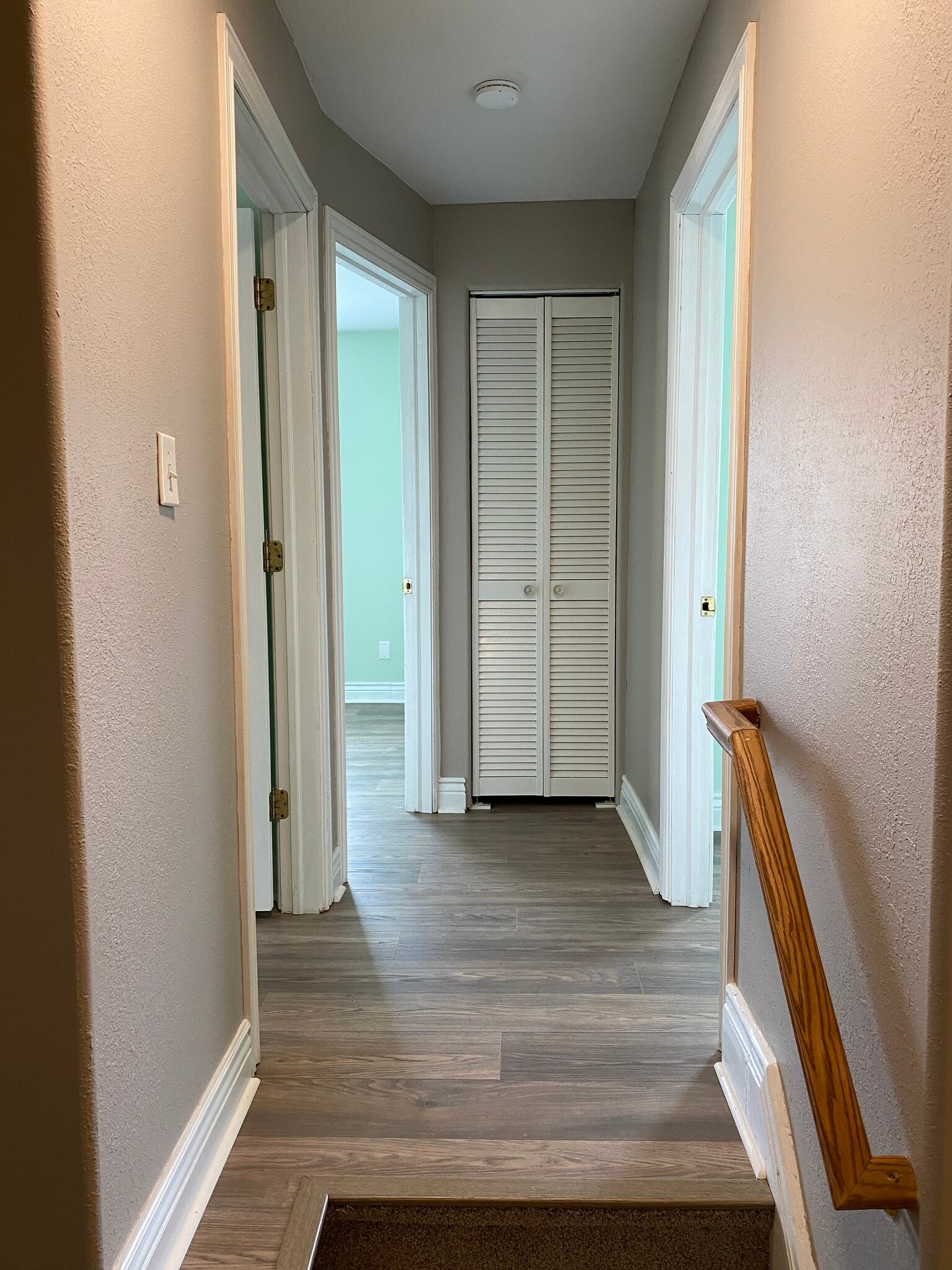 Top of Stairs to 3 Bedrooms - 622 Putnam St