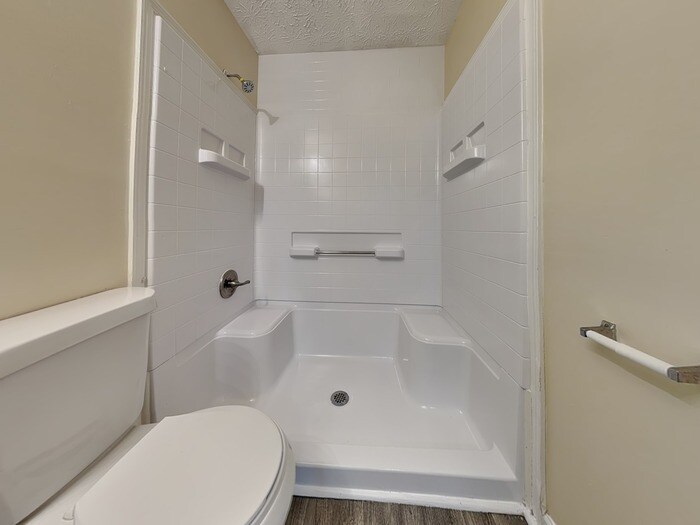 Building Photo - 116 Whirlaway Dr