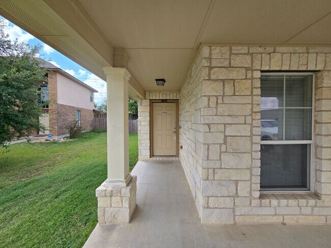 Building Photo - 4804 Bayer Hollow Dr