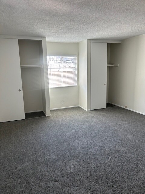 Building Photo - 53 Suffolk Ave