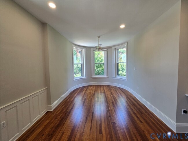 Building Photo - 1 N Harvie St